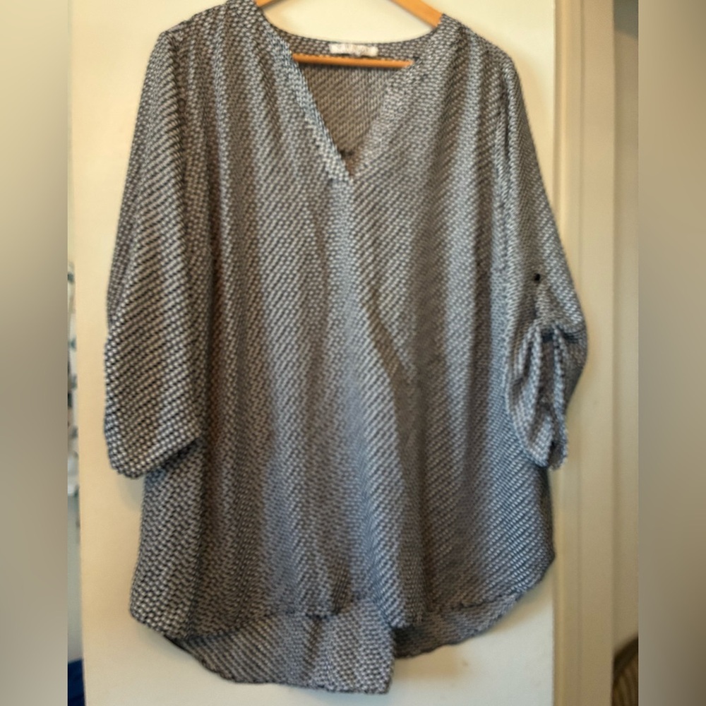 Classic relaxed style Chaus New York top 3/4 sleeve size 2X
